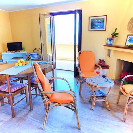 Appartamento Neruda Cala Gonone Kültér fotó